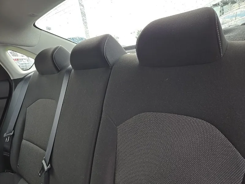 2023 Kia Forte LXS, photo 30