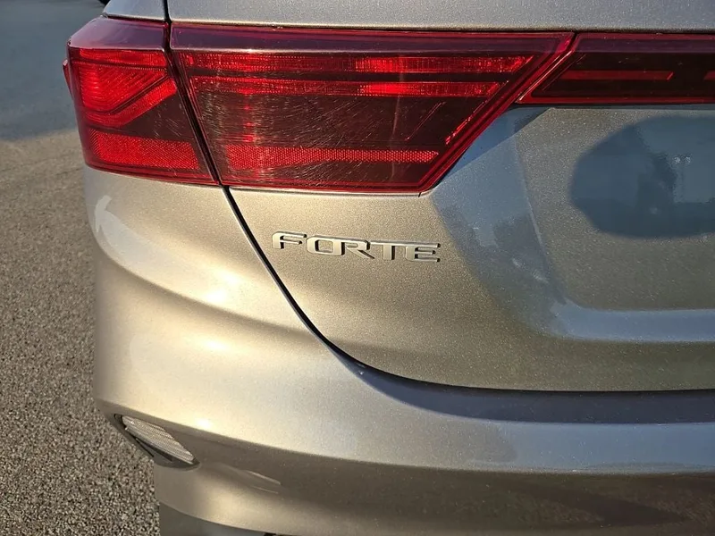 2024 Kia Forte LXS, photo 5