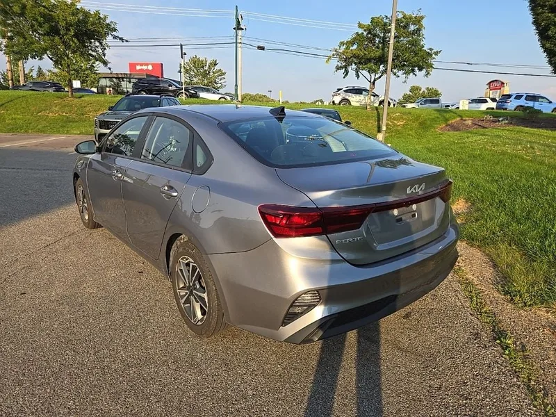 2024 Kia Forte LXS, photo 6