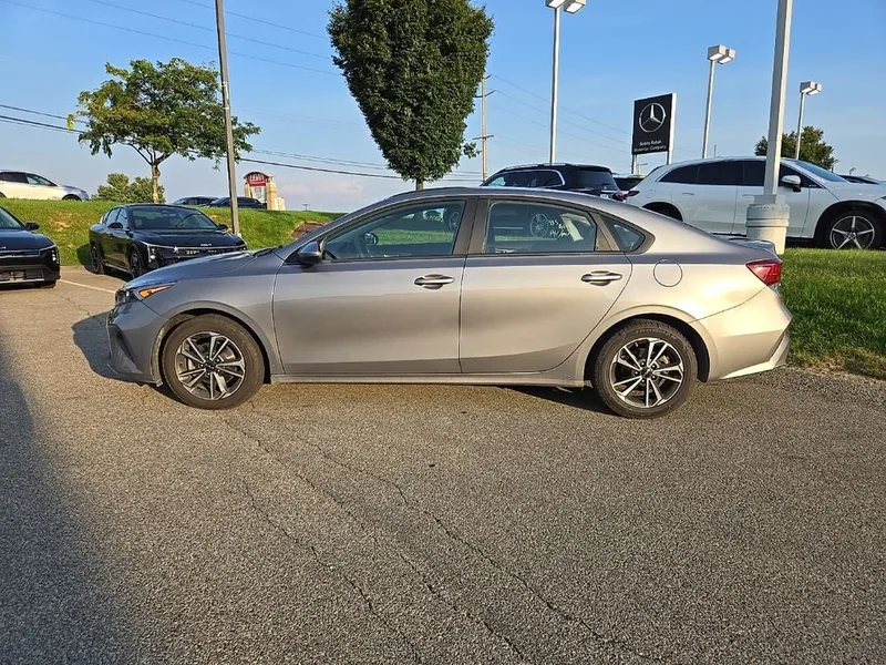 2024 Kia Forte LXS, photo 7