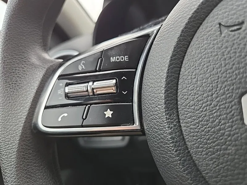 2023 Kia Forte LXS, photo 14