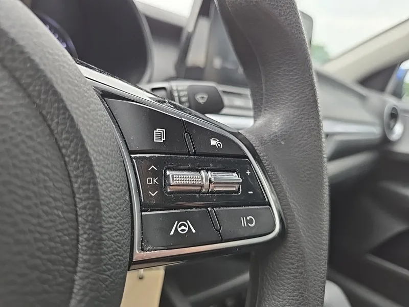 2023 Kia Forte LXS, photo 15