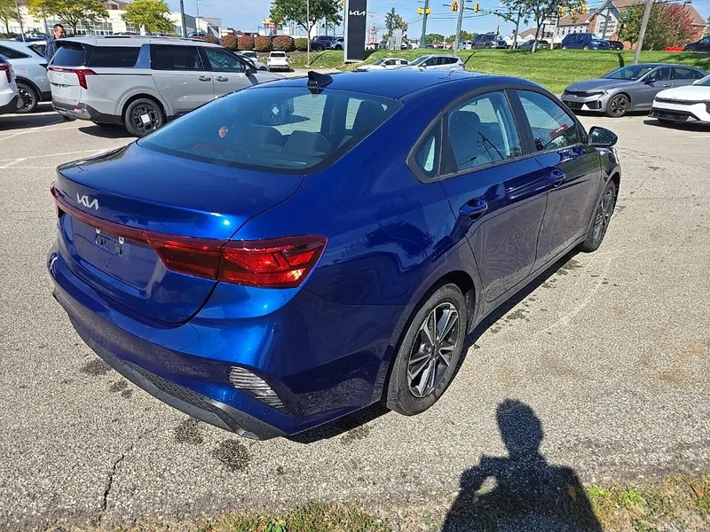 2024 Kia Forte LXS, photo 3