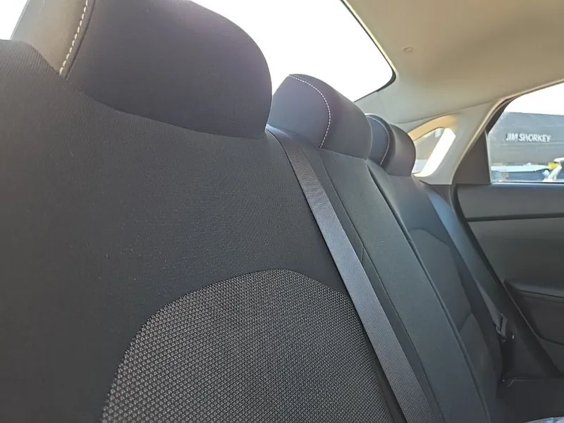 2023 Kia Forte LXS, photo 31