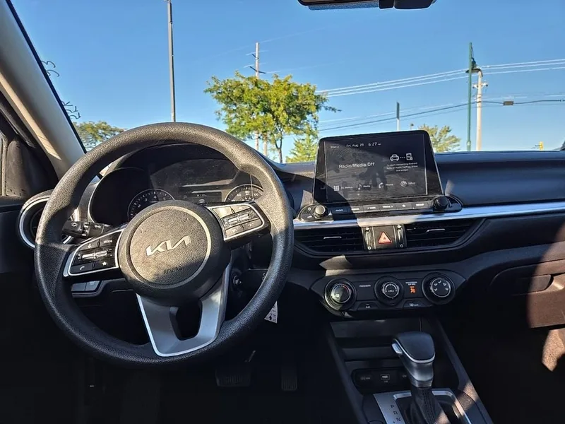 2023 Kia Forte LXS, photo 33