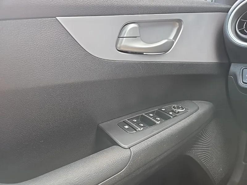 2023 Kia Forte LXS, photo 18