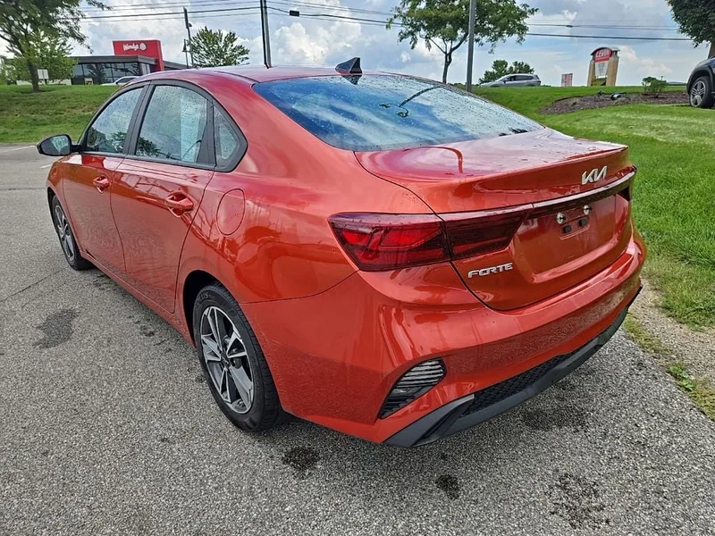 2023 Kia Forte LXS, photo 6