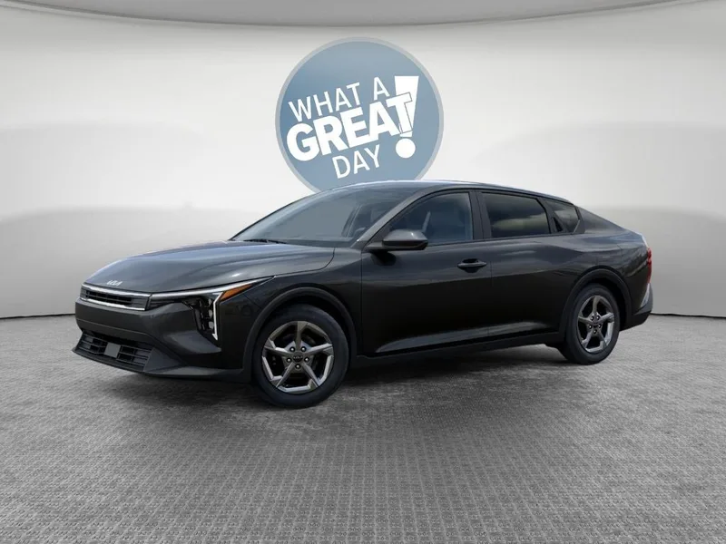 2026 Kia K4 LXS, photo 3