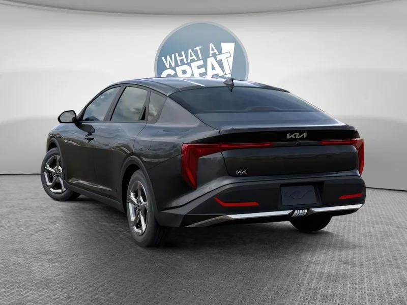2026 Kia K4 LXS, photo 4