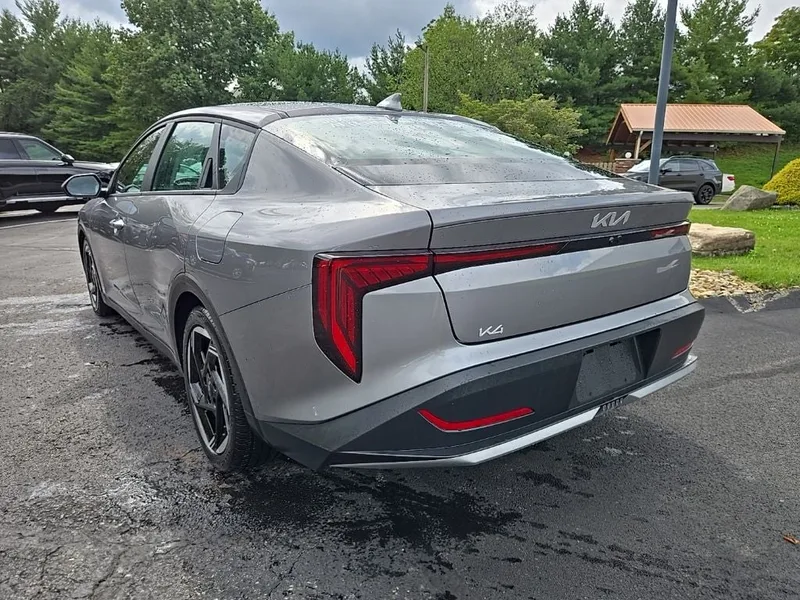 2025 Kia K4 EX, photo 6