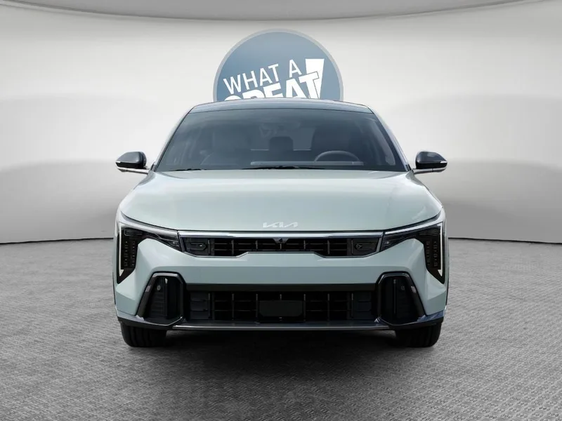 2026 Kia K4 GT-Line Turbo, photo 2