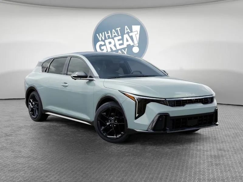 2026 Kia K4 GT-Line Turbo, photo 8