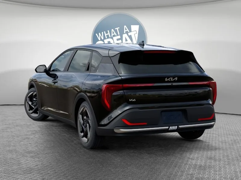 2026 Kia K4 EX, photo 4