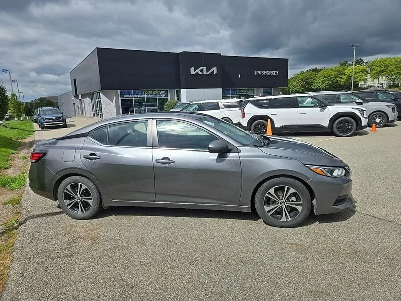 2023 Nissan Sentra SV, photo 2