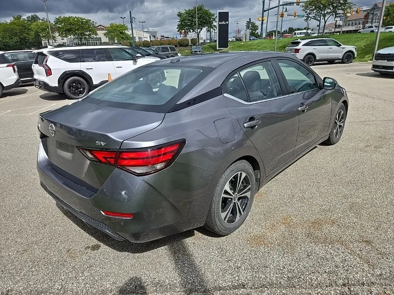 2023 Nissan Sentra SV, photo 3
