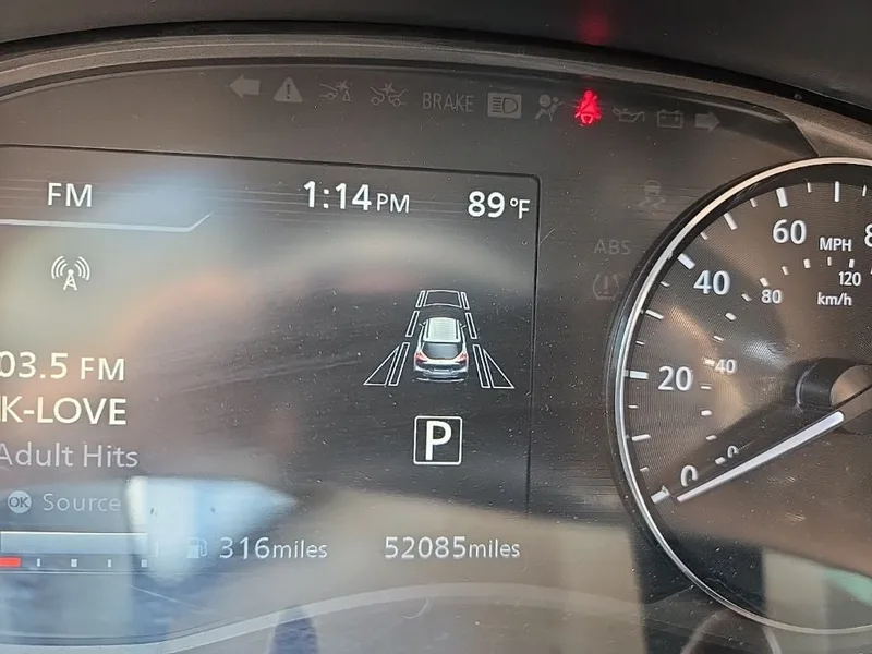2023 Nissan Kicks SR, photo 19
