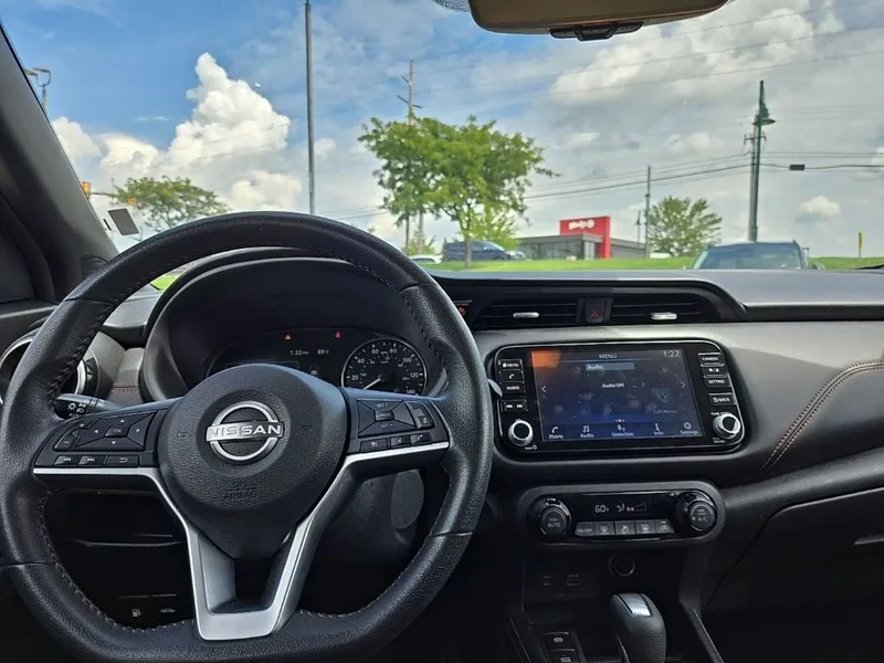 2023 Nissan Kicks SR, photo 35