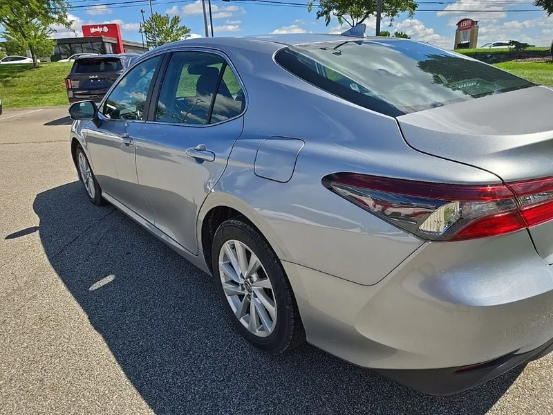2024 Toyota Camry LE AWD, photo 5