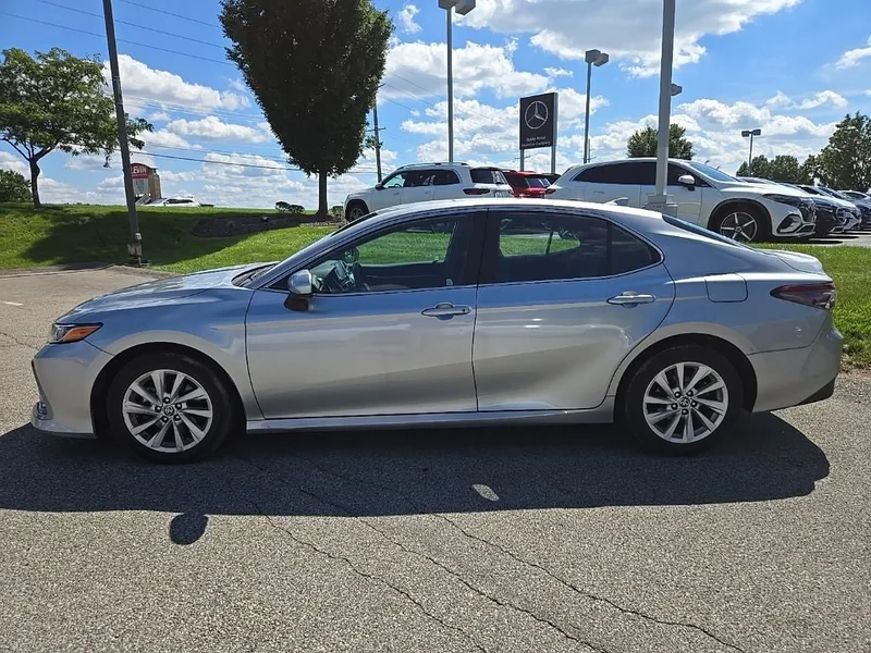 2024 Toyota Camry LE AWD, photo 6