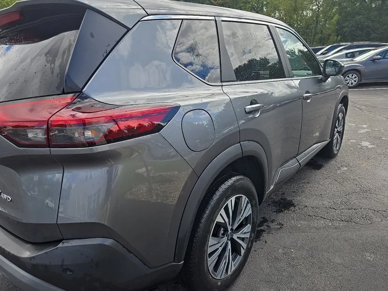 2023 Nissan Rogue SV AWD, photo 3