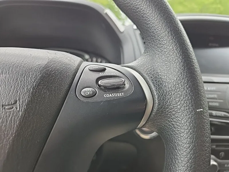 2020 Nissan Pathfinder S 4WD, photo 14