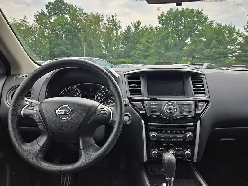 2020 Nissan Pathfinder S 4WD, photo 17