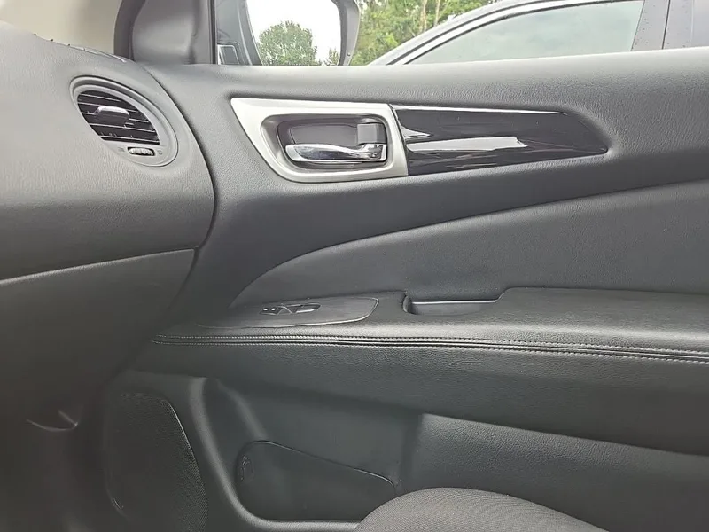 2020 Nissan Pathfinder S 4WD, photo 26