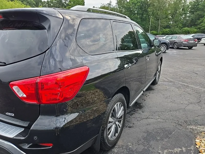 2020 Nissan Pathfinder S 4WD, photo 3