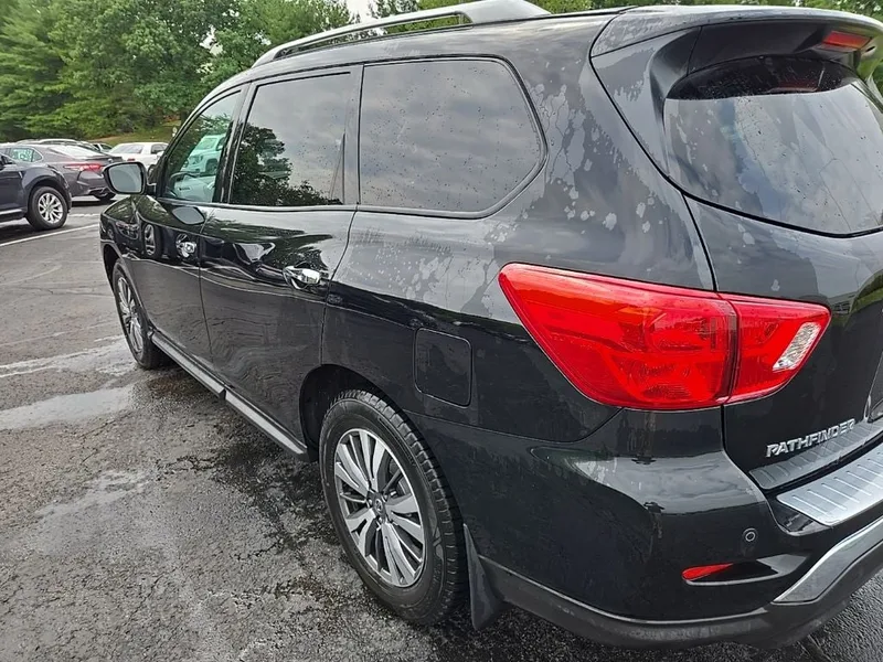 2020 Nissan Pathfinder S 4WD, photo 6