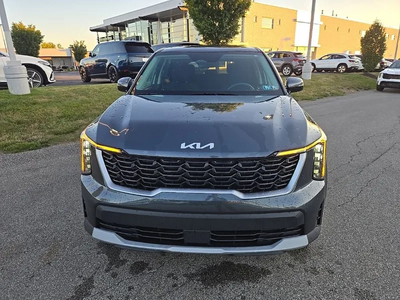 2024 Kia Sorento LX, photo 11