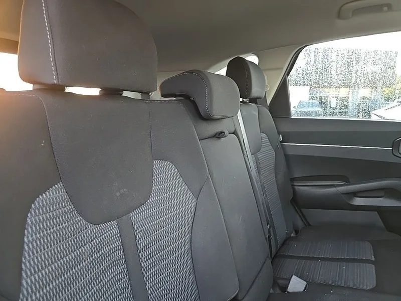 2024 Kia Sorento LX, photo 32