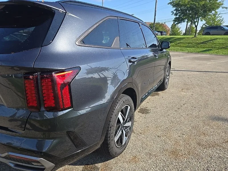 2022 Kia Sorento EX, photo 2