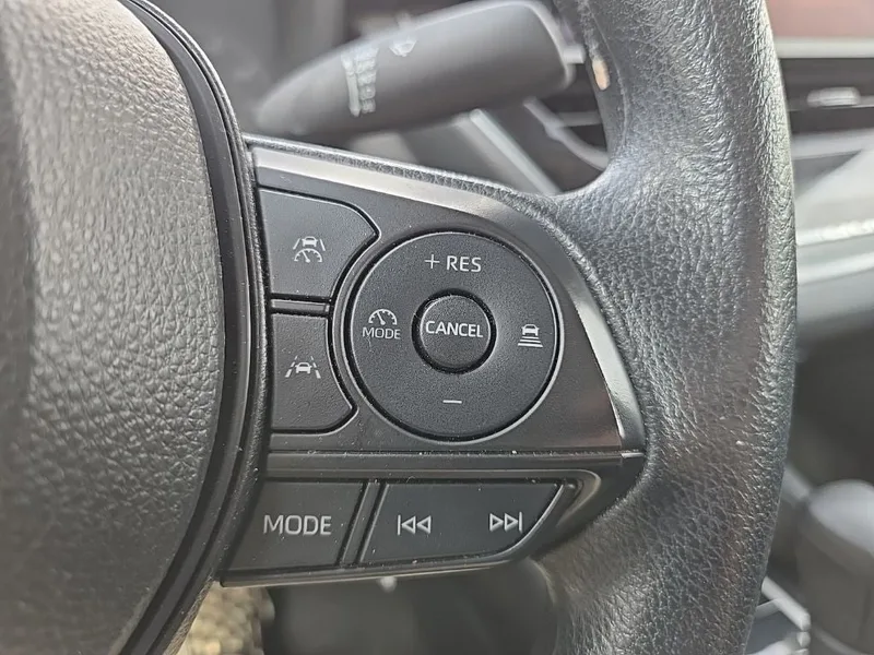 2024 Toyota Corolla LE, photo 17