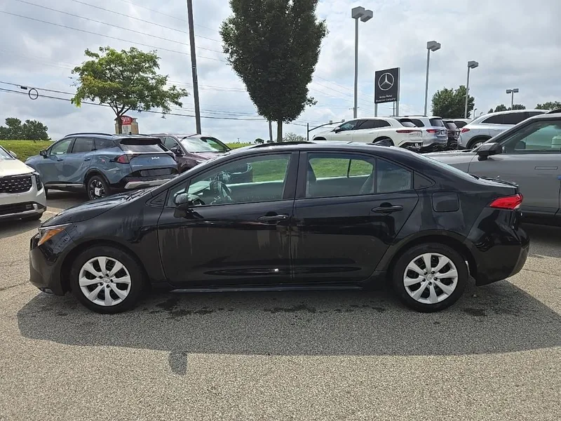 2024 Toyota Corolla LE, photo 9