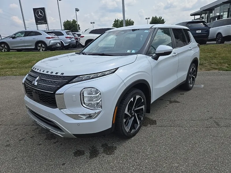 2024 Mitsubishi Outlander SE 4WD, photo 6
