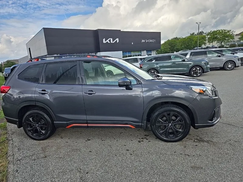 2024 Subaru Forester Sport AWD, photo 2