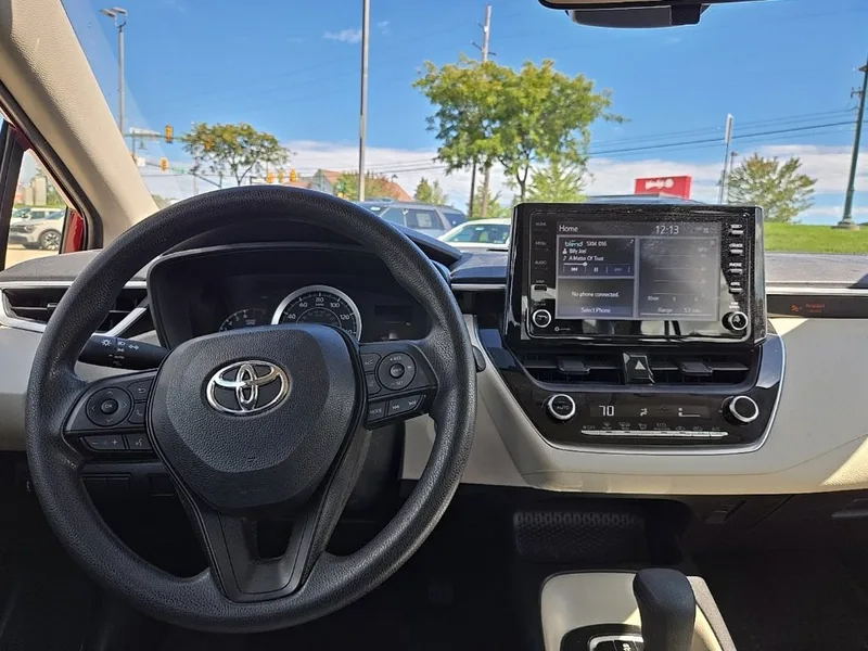 2022 Toyota Corolla LE, photo 35