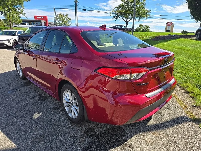 2022 Toyota Corolla LE, photo 9