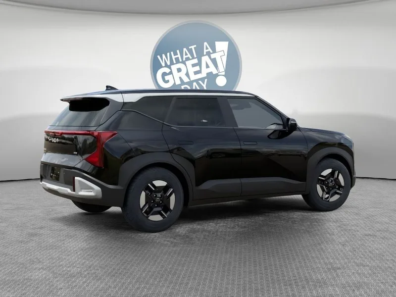 2027 Kia Seltos LX, photo 6