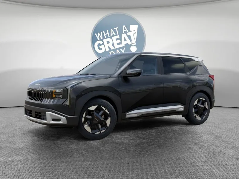 2027 Kia Seltos S, photo 3