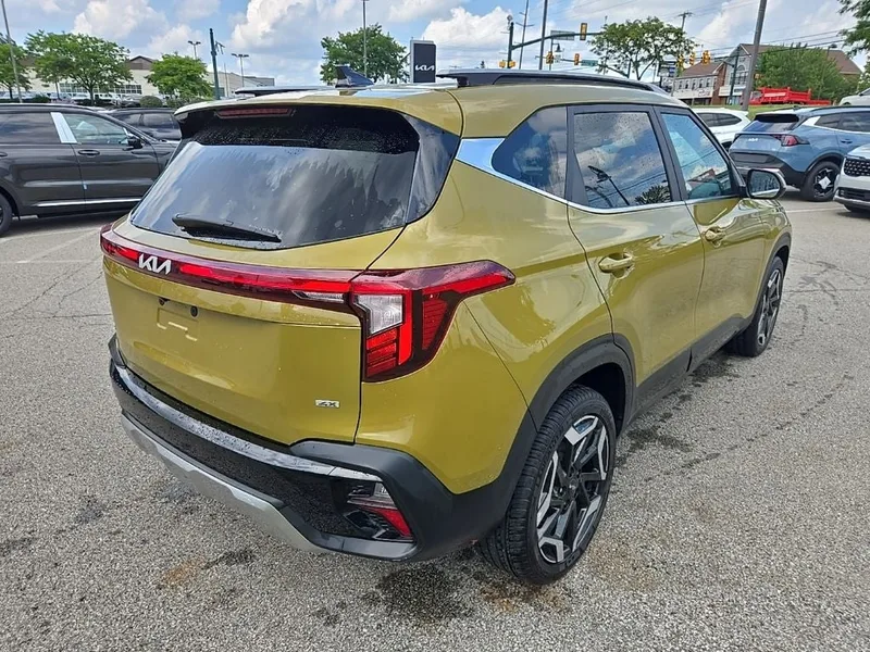 2024 Kia Seltos SX AWD, photo 3