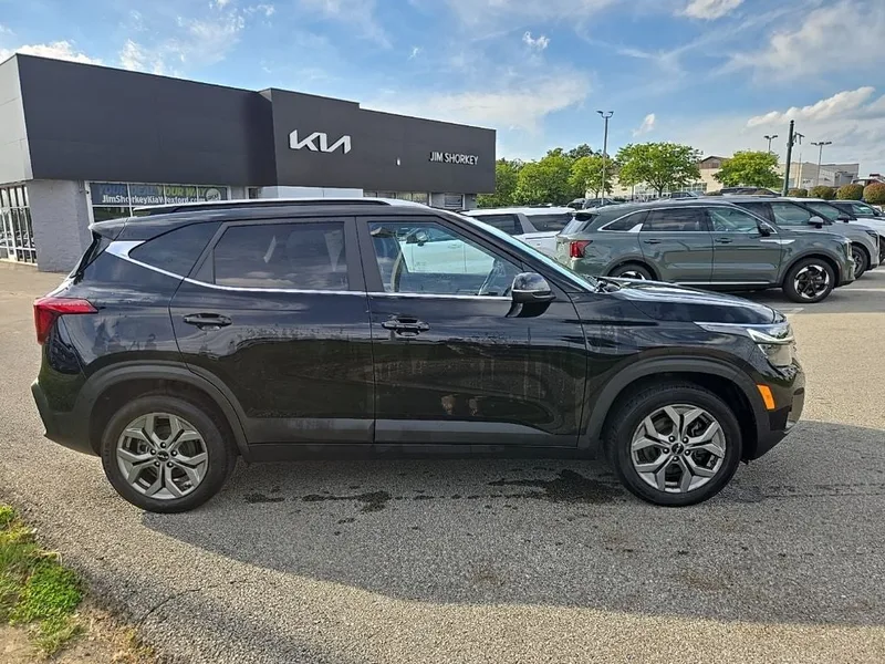 2024 Kia Seltos S AWD, photo 2