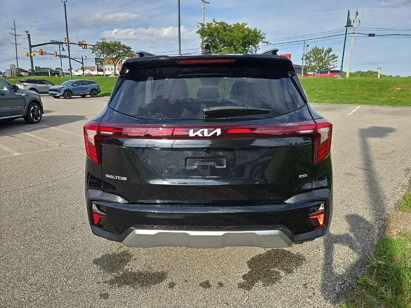 2024 Kia Seltos S AWD, photo 4