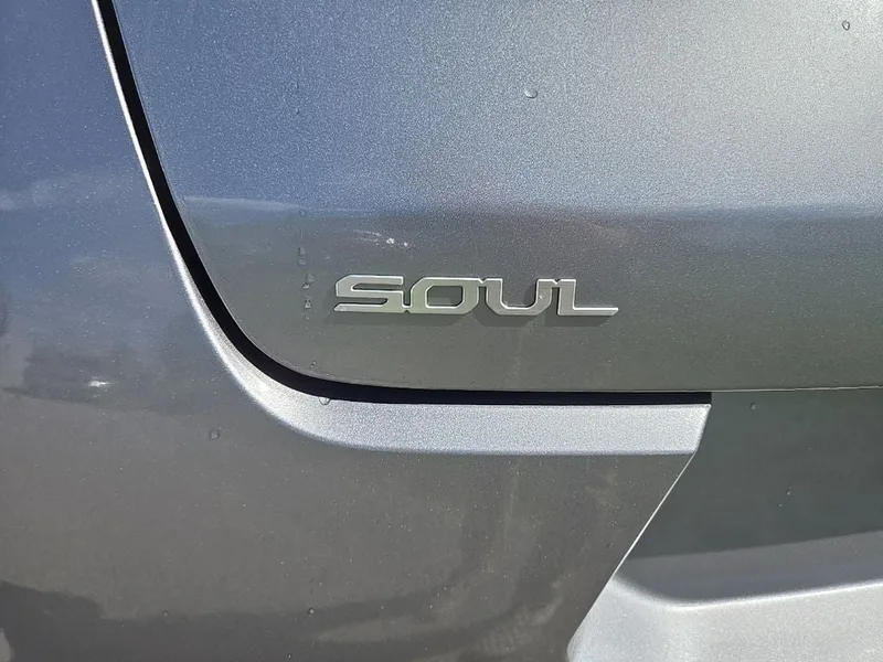 2024 Kia Soul LX W/Tech Pack, photo 6