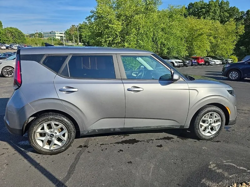 2023 Kia Soul LX, photo 4