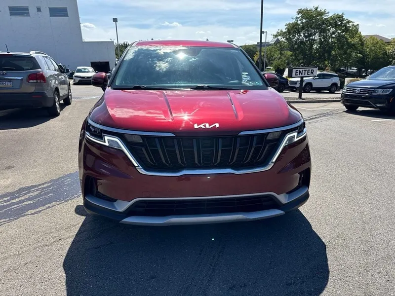 2022 Kia Carnival LXS, photo 2