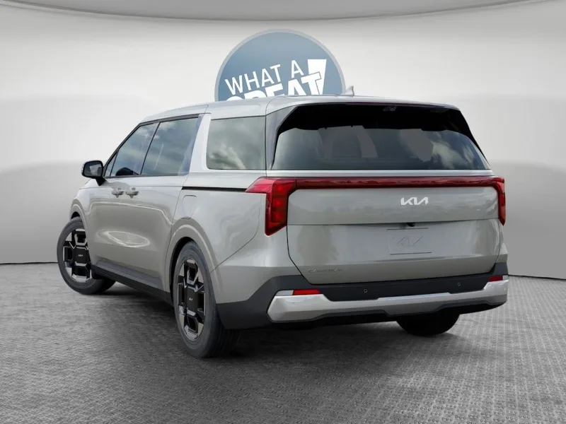 2027 Kia Carnival EX, photo 4