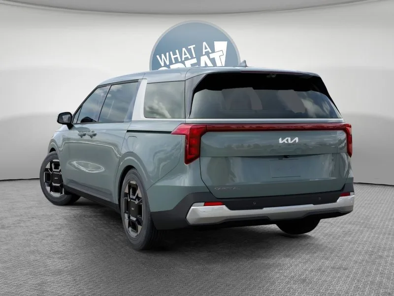 2027 Kia Carnival EX, photo 4