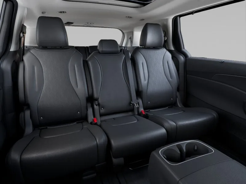 2027 Kia Carnival SX, photo 16