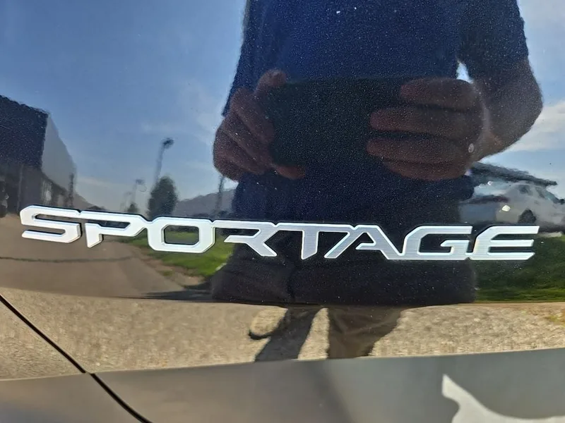 2023 Kia Sportage LX AWD, photo 6